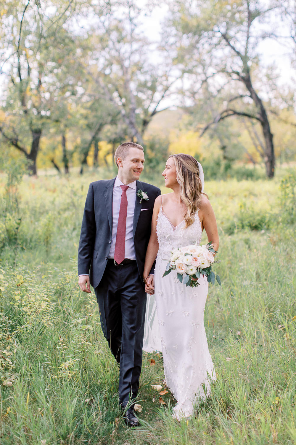 Calgary wedding photography the lake house wedding