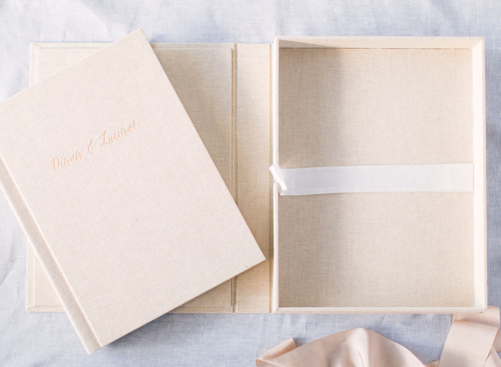 detail photos of Dekora wedding book with keep sake box in Calgary Alberta