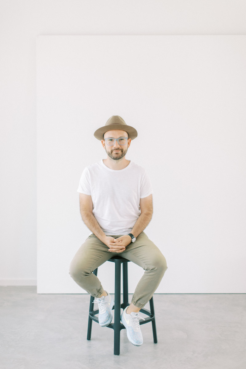 Calagry Wedding Photographer david heidrich portrait on chair