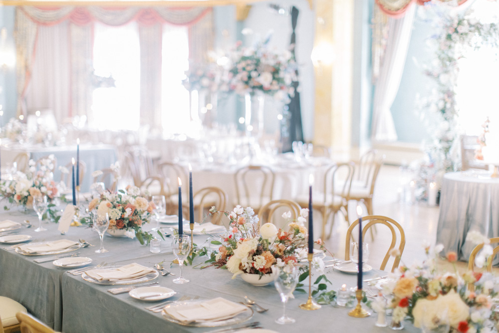 reception table design by Calgary wedding planner Julianne Young weddings for a Banff wedding